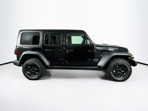 Used 2023 Jeep Wrangler Unlimited AWD/4WD image 10