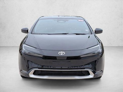 Used 2026 Toyota Prius Plug-In Hybrid image 2