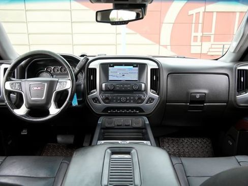 Used 2018 GMC Sierra 1500 SLT w/ Texas SLT Premium Package AWD/4WD image 36
