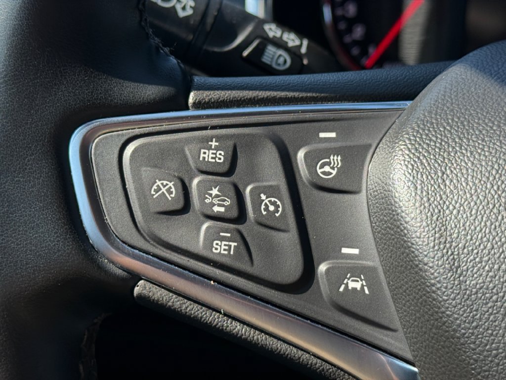 Used 2024 Chevrolet Malibu LT FWD image 24