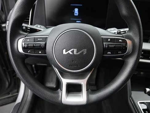 Used 2023 Kia Sportage LX AWD/4WD image 14