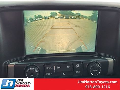 Used 2018 Chevrolet Silverado 1500 LT w/ Texas Edition AWD/4WD image 19