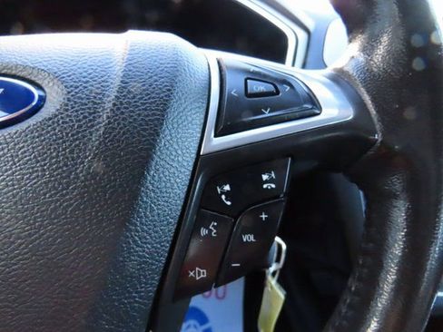 Used 2016 Ford Fusion SE w/ Equipment Group 202A image 32