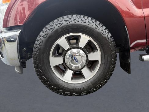 Used 2015 Ford F250 Lariat image 9