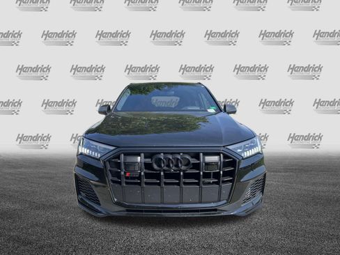 Used 2023 Audi SQ7 Prestige AWD/4WD image 3