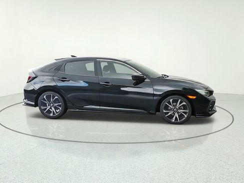 Used 2017 Honda Civic Sport Touring image 7