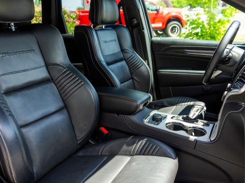 Used 2018 Jeep Grand Cherokee Trackhawk image 38