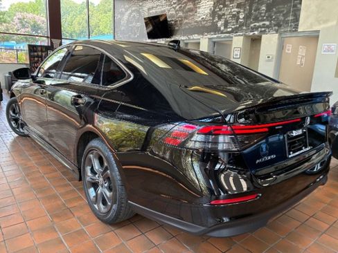 Used 2024 Honda Accord EX image 7