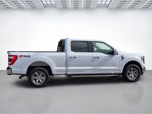 Used 2021 Ford F150 Lariat w/ Equipment Group 502A High AWD/4WD image 3