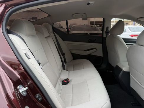 Used 2023 Nissan Altima 2.5 SV image 29