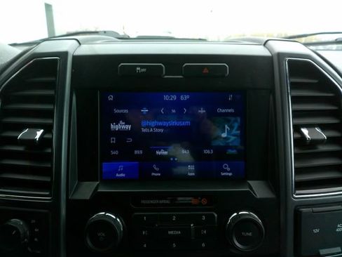 Used 2022 Ford F250 XLT w/ XLT Value Package AWD/4WD image 16