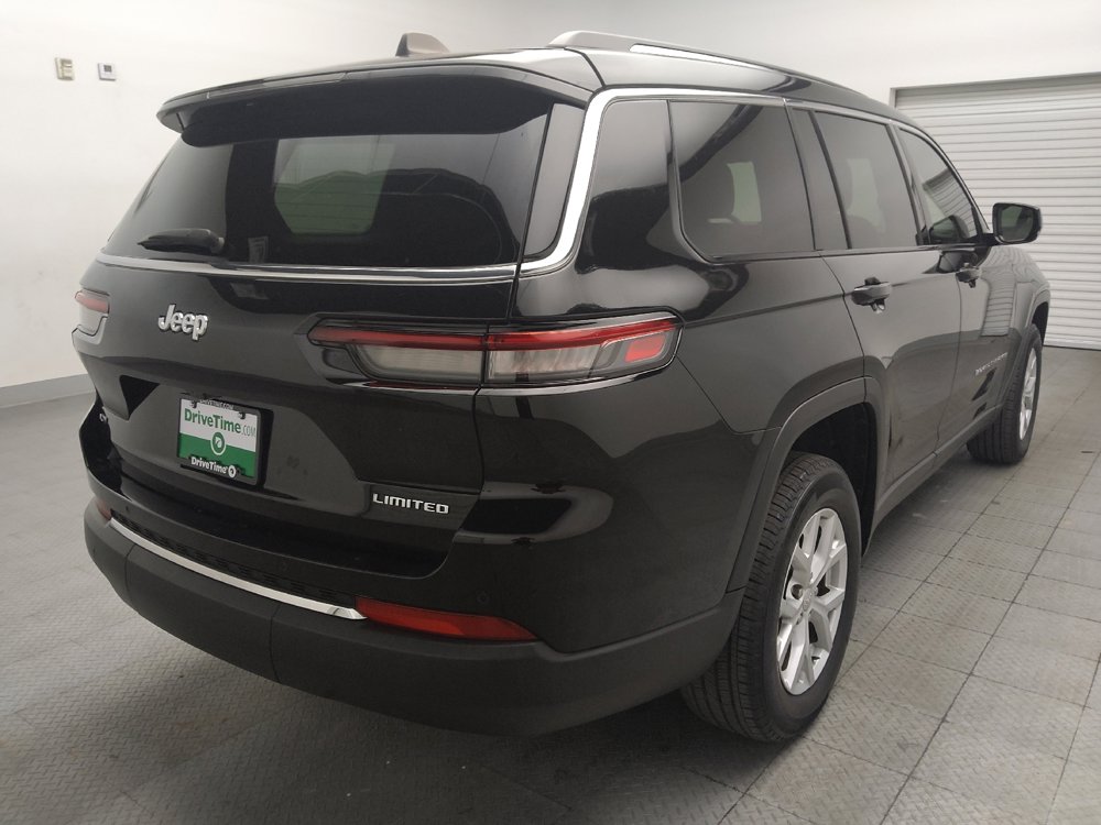 Used 2023 Jeep Grand Cherokee L Limited RWD image 9