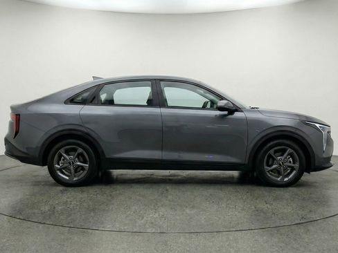Used 2025 Kia K4 FWD image 11
