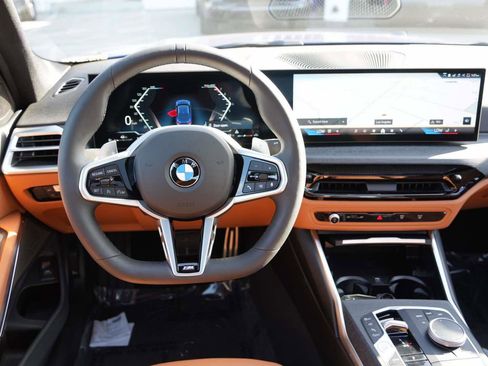 New 2026 BMW 330i Sedan w/ M Sport Package image 10