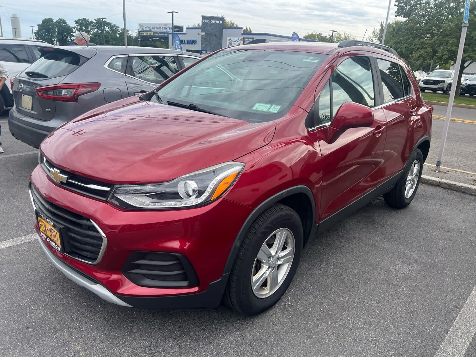 Used 2019 Chevrolet Trax LT AWD/4WD image 1