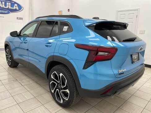 New 2026 Chevrolet Trax RS w/ Sunroof Package FWD image 19