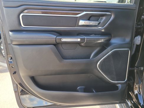 Used 2021 RAM 1500 Laramie image 11