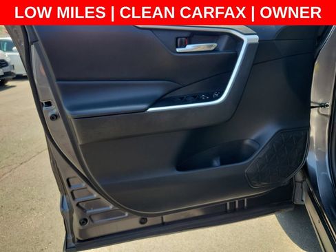 Used 2021 Toyota RAV4 XLE w/ Carpet Mat Package (TMS) FWD image 22