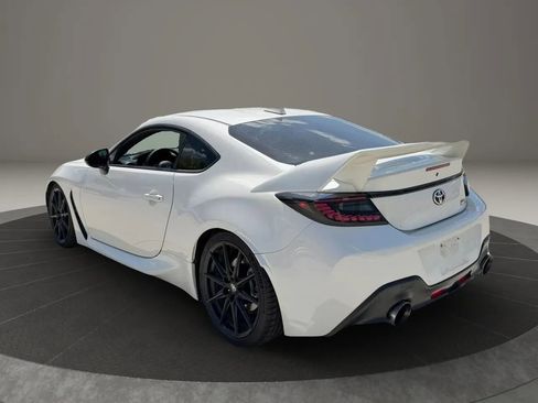 Used 2023 Toyota GR86 Premium w/ ALL Weather Mat Package (TMS) RWD image 7