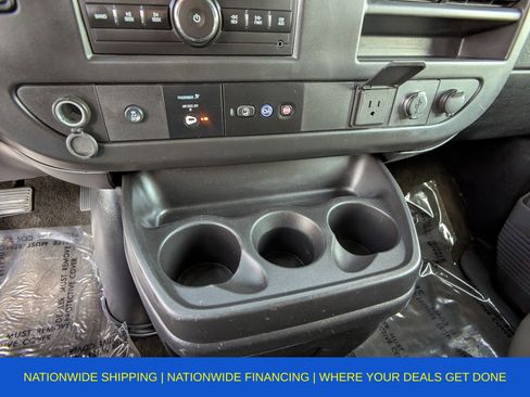 Used 2017 Chevrolet Express 3500 LT w/ LT Preferred Equipment Group image 23