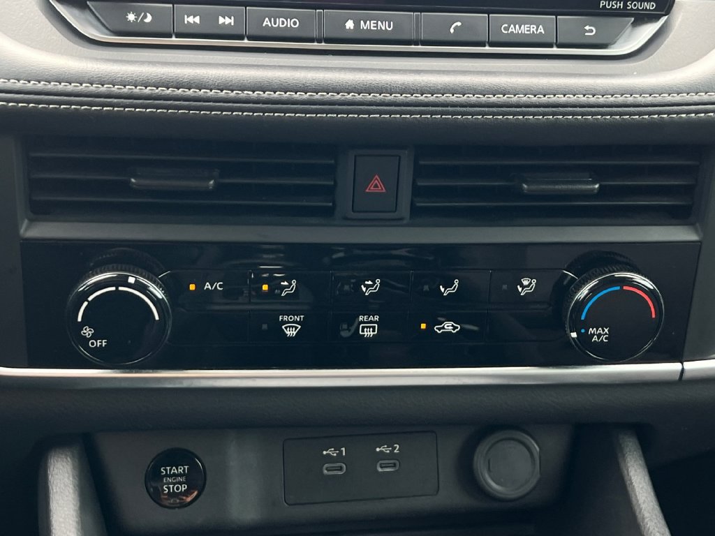 Used 2024 Nissan Rogue S FWD image 4