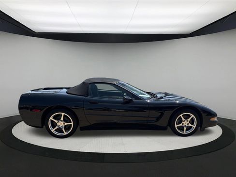 Used 2003 Chevrolet Corvette Convertible w/ Preferred Equipment Group1 RWD image 6