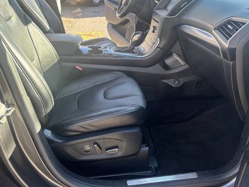 Used 2015 Ford Edge Titanium w/ Equipment Group 302A image 26