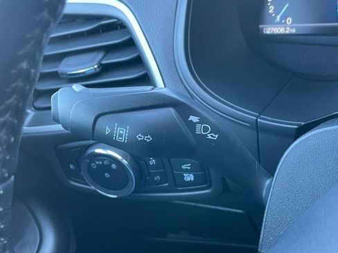 Used 2024 Ford Edge SEL w/ Convenience Package image 28