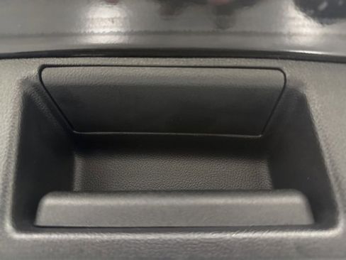 Certified 2024 Toyota Corolla Cross XLE image 53