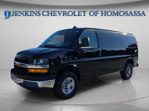 New 2025 Chevrolet Express 2500 w/ Driver Convenience Package RWD image 6