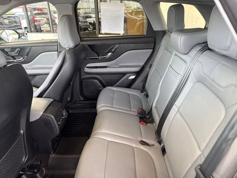 Certified 2021 Lincoln Corsair AWD w/ Premium Package image 13