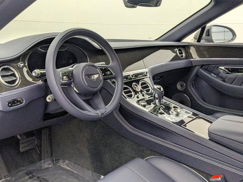 Used 2024 Bentley Continental GT V8 image 4