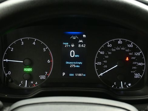 Used 2023 Toyota Corolla LE image 21