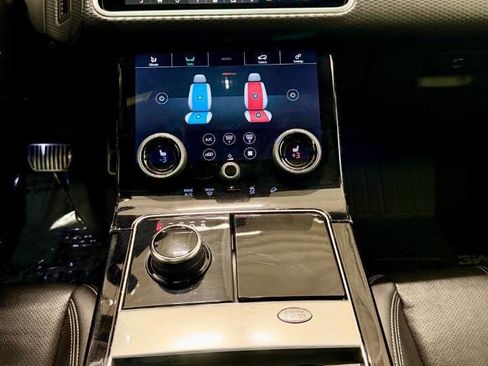 Used 2018 Land Rover Range Rover Velar R-Dynamic SE image 18