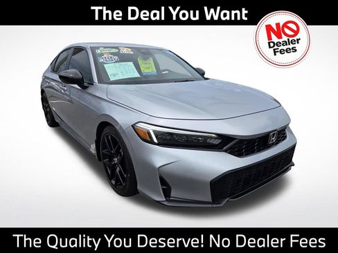 Used 2025 Honda Civic Sport image 1