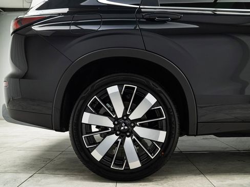 Used 2025 Mitsubishi Outlander SE image 26