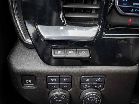 Used 2025 Chevrolet Silverado 1500 High Country w/ High Country Premium Package AWD/4WD image 41