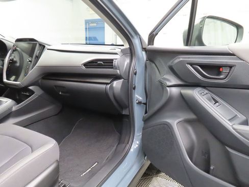Used 2025 Subaru Crosstrek 2.0i Premium AWD/4WD image 23