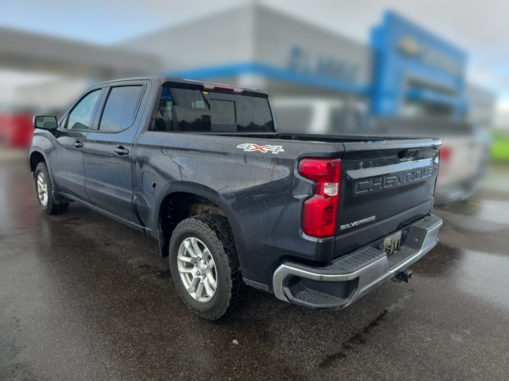 Used 2024 Chevrolet Silverado 1500 LT w/ Leather Package AWD/4WD image 6