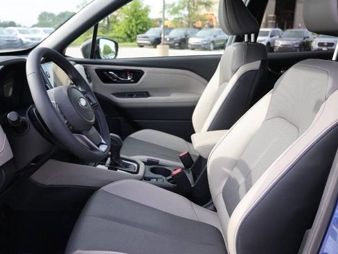 Used 2025 Subaru Forester Limited AWD/4WD image 13
