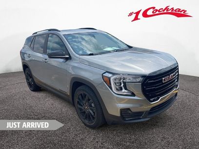 Used 2023 GMC Terrain SLE w/ Driver Convenience Package
