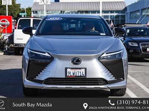 Used 2024 Lexus RZ 300e Premium image 2