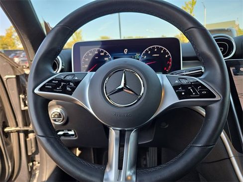 Used 2024 Mercedes-Benz C 300 4MATIC Sedan image 17