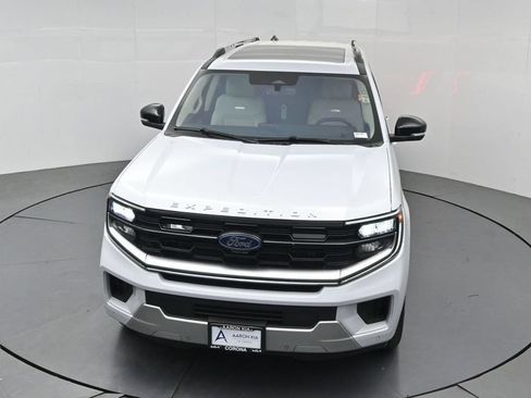 Used 2025 Ford Expedition Max Platinum AWD/4WD image 46
