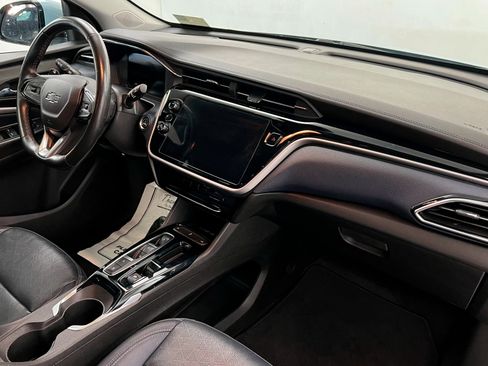 Used 2022 Chevrolet Bolt EUV Premier image 25