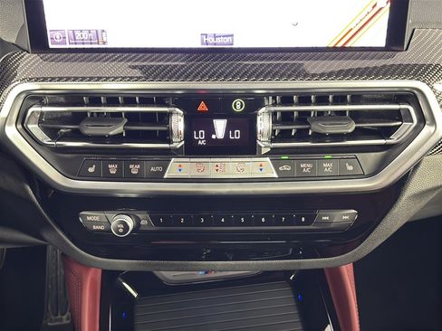 Used 2024 BMW X4 M40i w/ Premium Package AWD/4WD image 22
