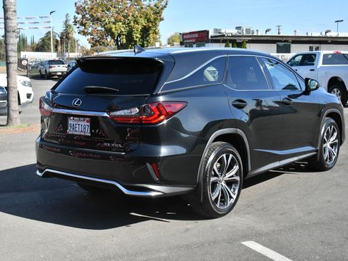 Used 2022 Lexus RX 350L FWD w/ Premium Package image 8