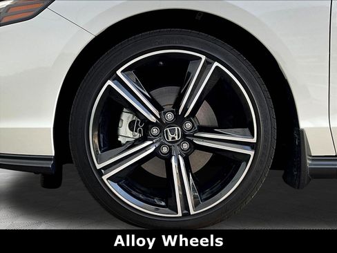 Used 2024 Honda Accord Sport image 33