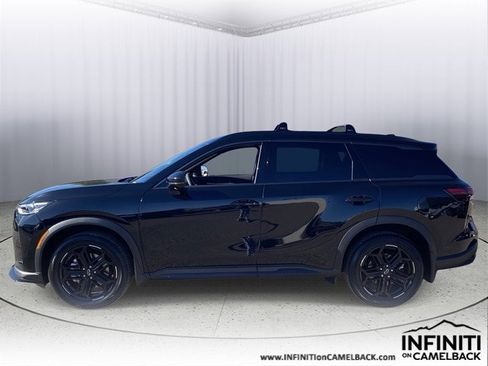 New 2026 INFINITI QX60 Luxe image 2