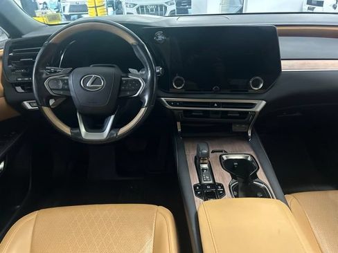 Used 2024 Lexus RX 350 Premium Plus w/ Convenience Package AWD/4WD image 17
